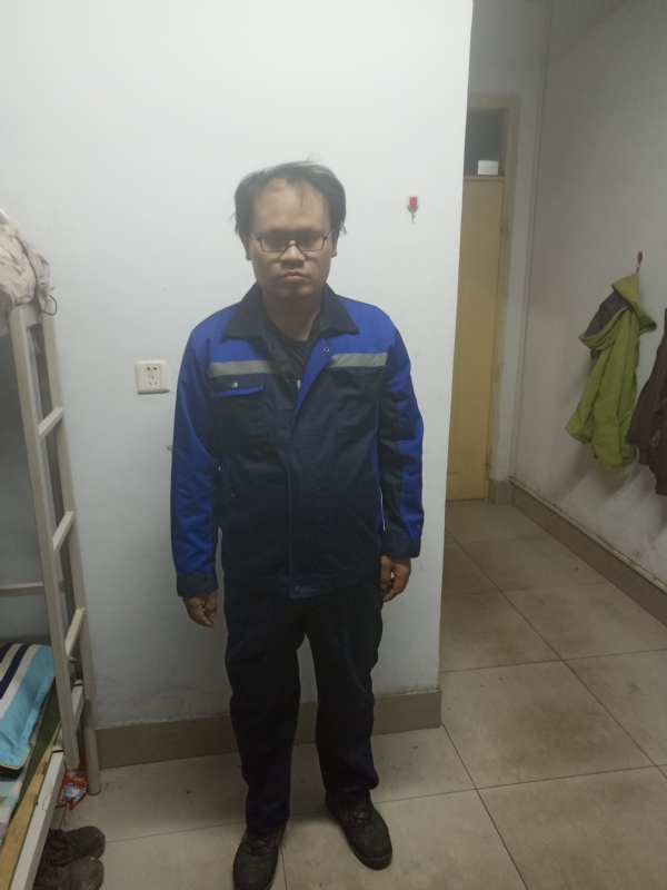 黄俊的第一张照片--杭州相亲服务中心