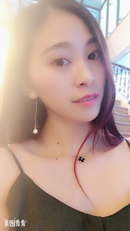 隨風的云的第一张照片--杭州相亲服务中心