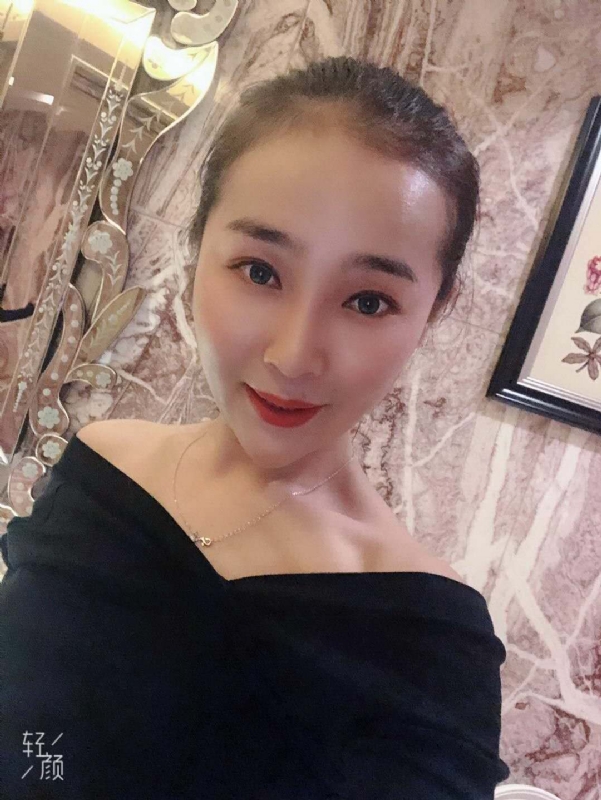 调皮的小猫的第一张照片--杭州相亲服务中心