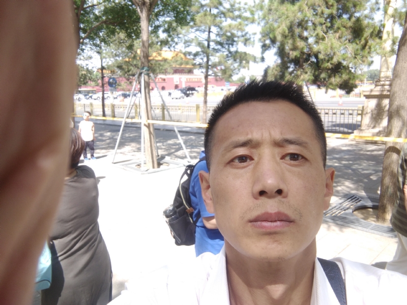 刘红兵的第一张照片--杭州相亲服务中心