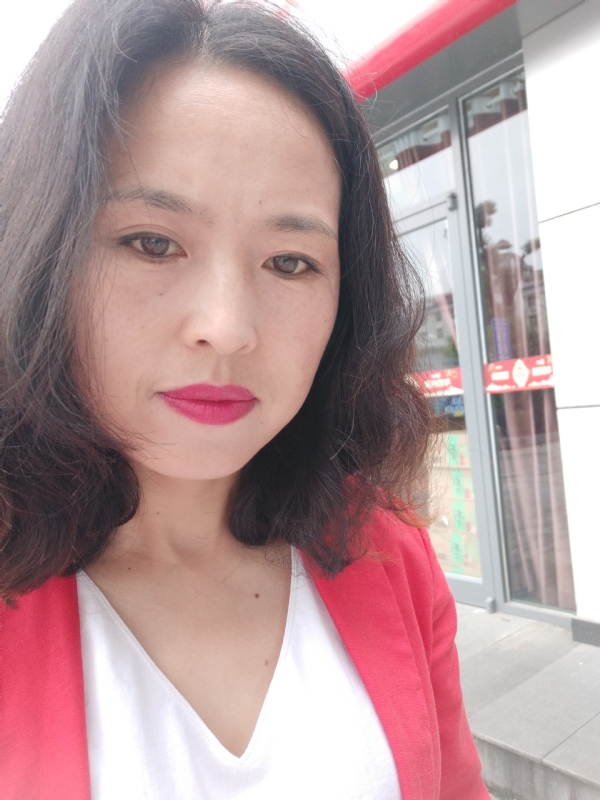 枫叶飘零的第一张照片--杭州相亲服务中心