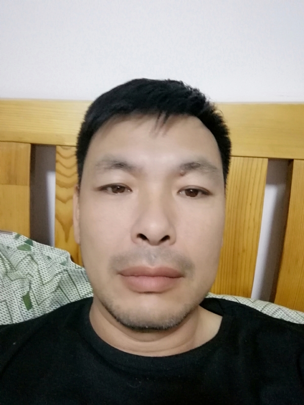 不爱当牛的第一张照片--杭州相亲服务中心