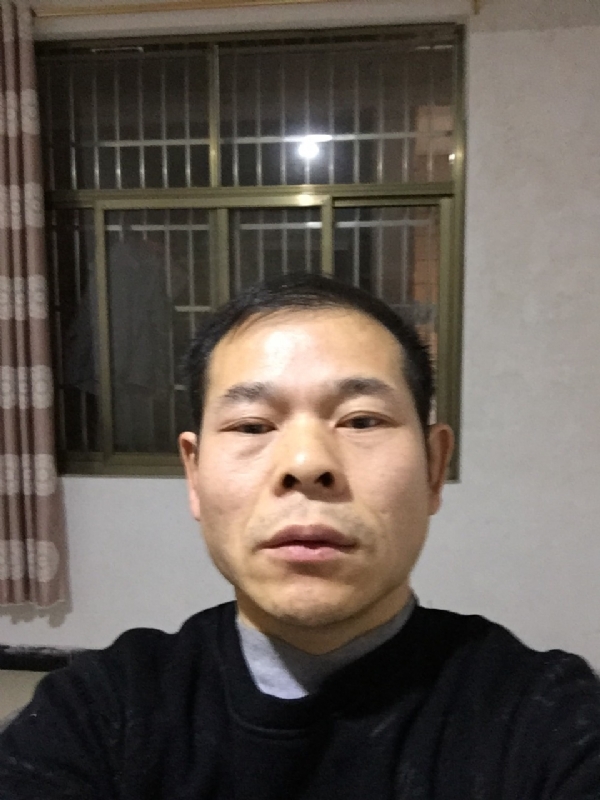 徐徐清风的第一张照片--杭州相亲服务中心
