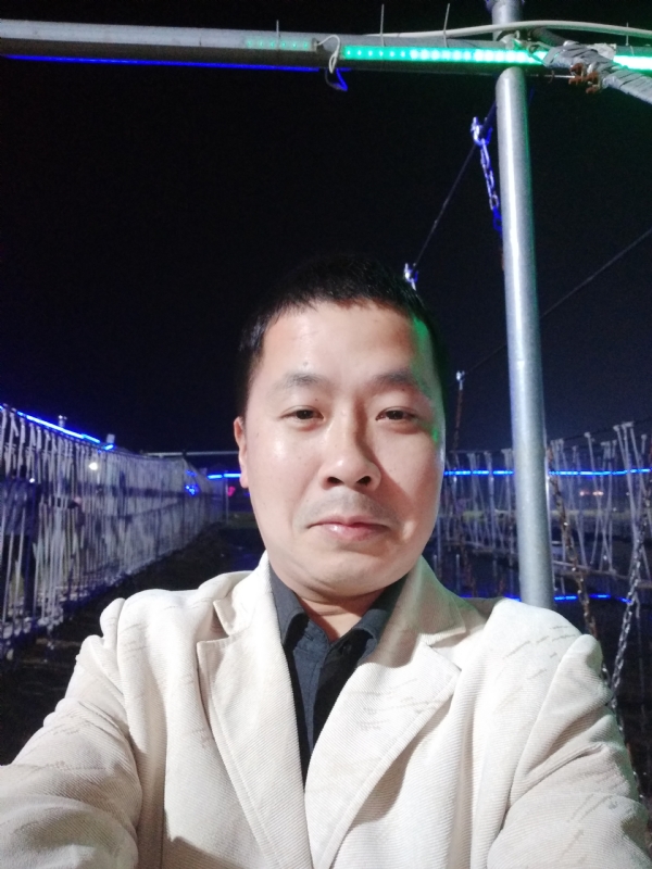 阿峰的第一张照片--杭州相亲服务中心