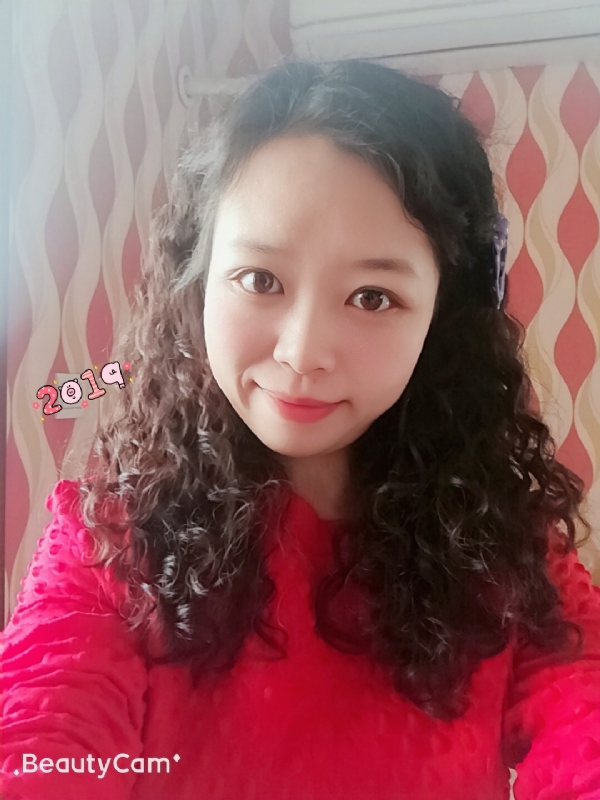 紫色风铃的第一张照片--杭州相亲服务中心