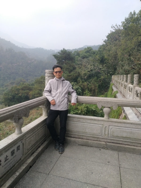 鱿鱼的第一张照片--杭州相亲服务中心