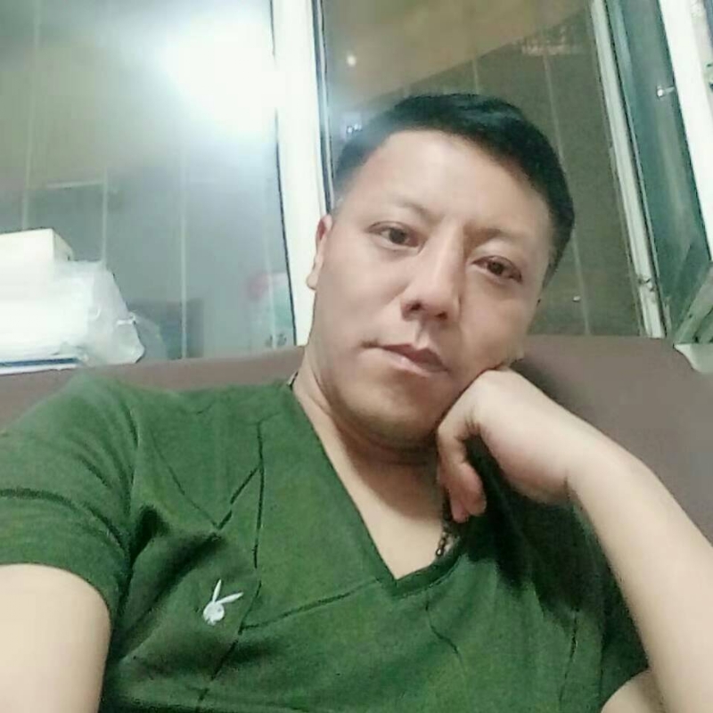 龍行天下的第一张照片--杭州相亲服务中心