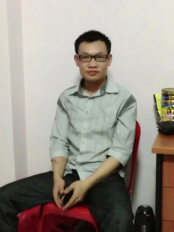 坚强不屈的第一张照片--杭州相亲服务中心