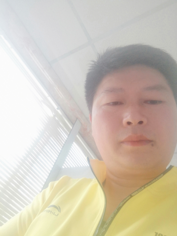 山男的第一张照片--杭州相亲服务中心