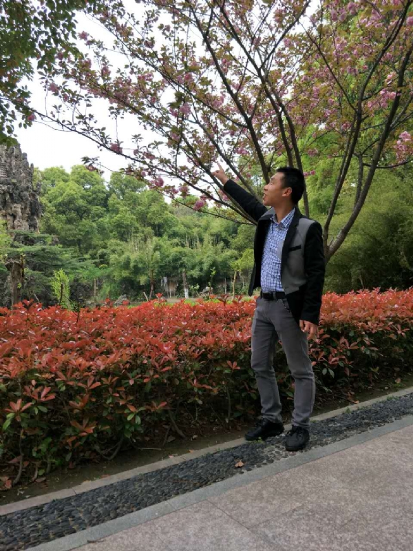 坦诚的第一张照片--杭州相亲服务中心
