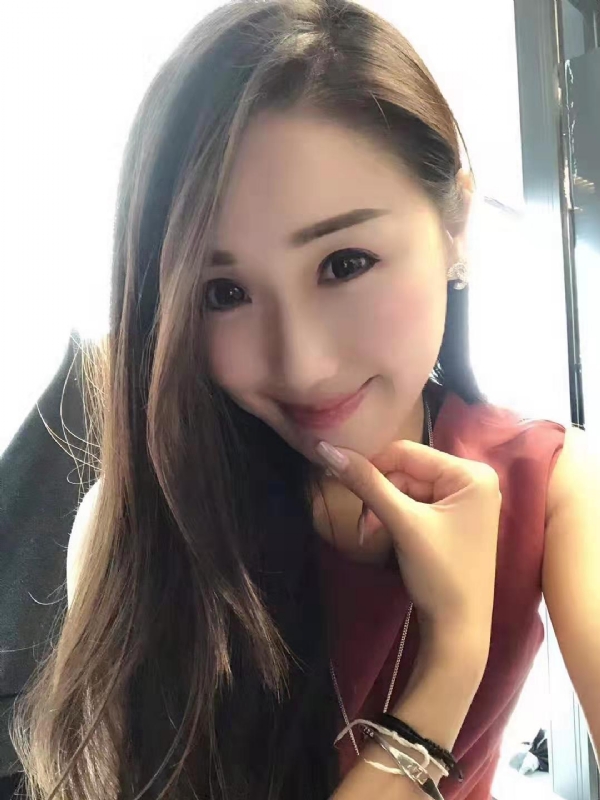 彩蝶的第一张照片--杭州相亲服务中心