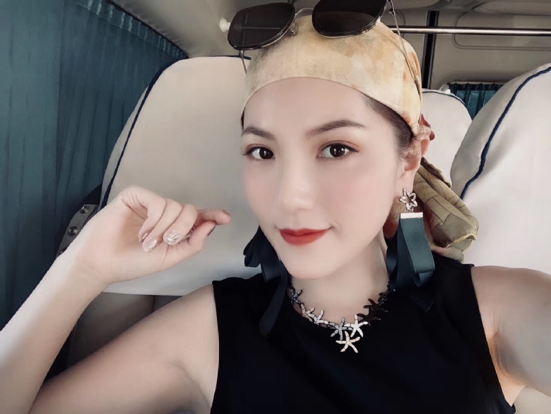 Yulili的第一张照片--杭州相亲服务中心