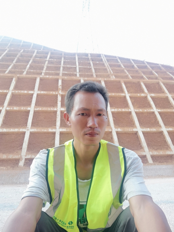 哥们的第一张照片--杭州相亲服务中心