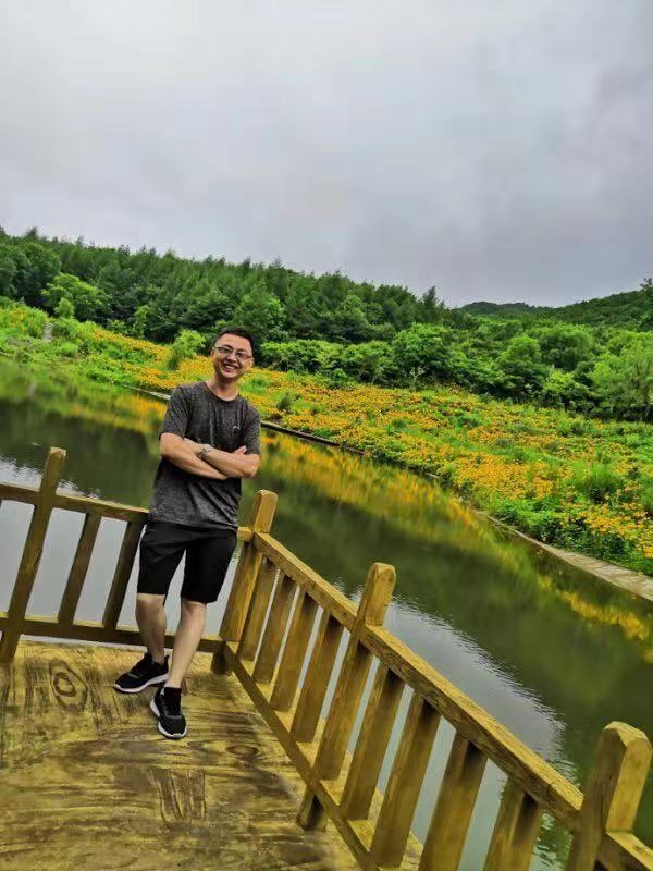 正能量的第三张照片--杭州相亲服务中心