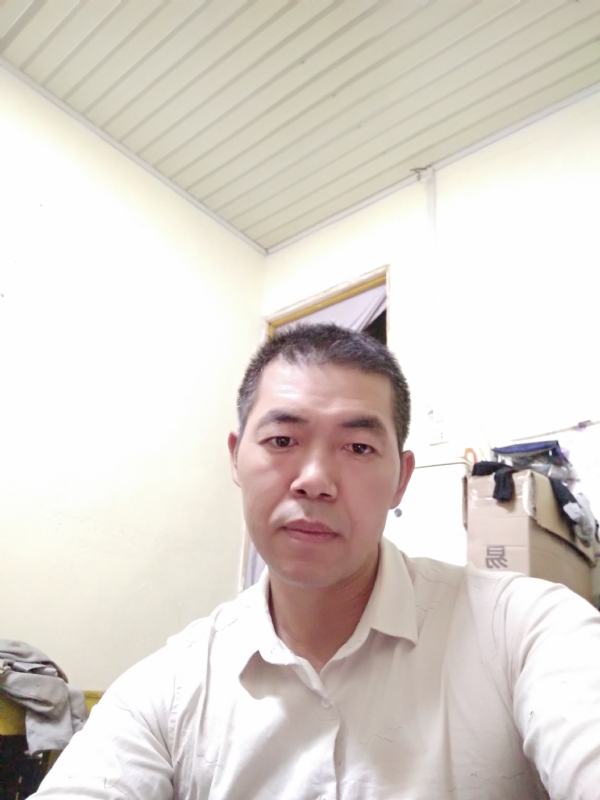 为伊消得人憔悴的第一张照片--杭州相亲服务中心