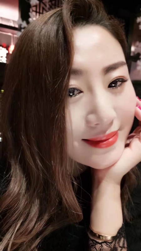 朴凡的第一张照片--杭州相亲服务中心