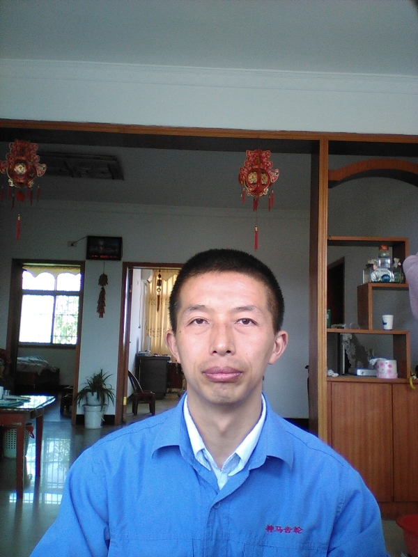 红玫瑰的第一张照片--杭州相亲服务中心