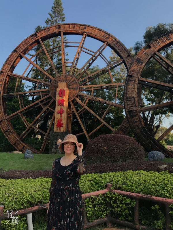 杏娅的第二张照片--杭州相亲服务中心