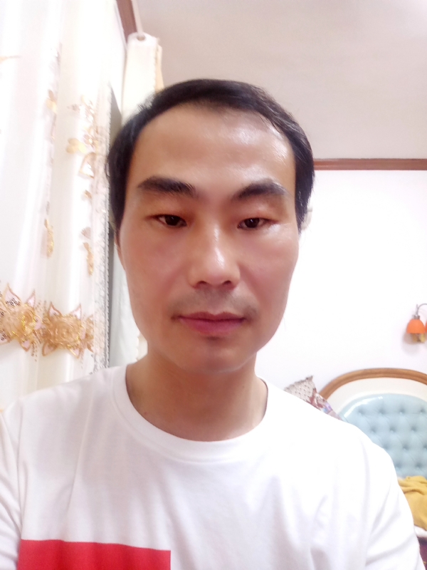 光明的第一张照片--杭州相亲服务中心