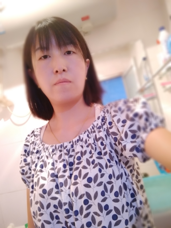 芬儿的第一张照片--杭州相亲服务中心