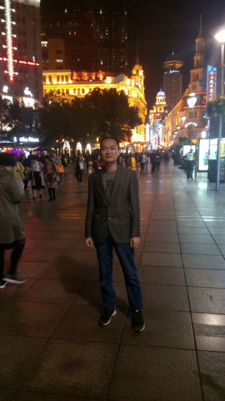 水池养鱼的第一张照片--杭州相亲服务中心
