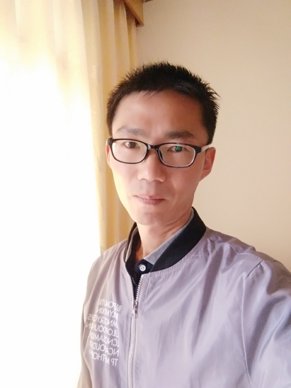 平凡的风的第二张照片--杭州相亲服务中心