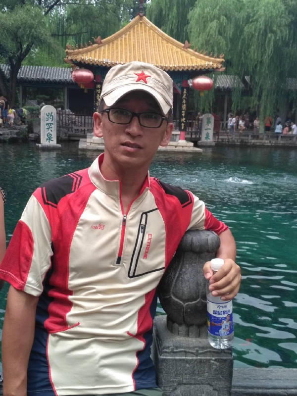 晓峰的第二张照片--杭州相亲服务中心