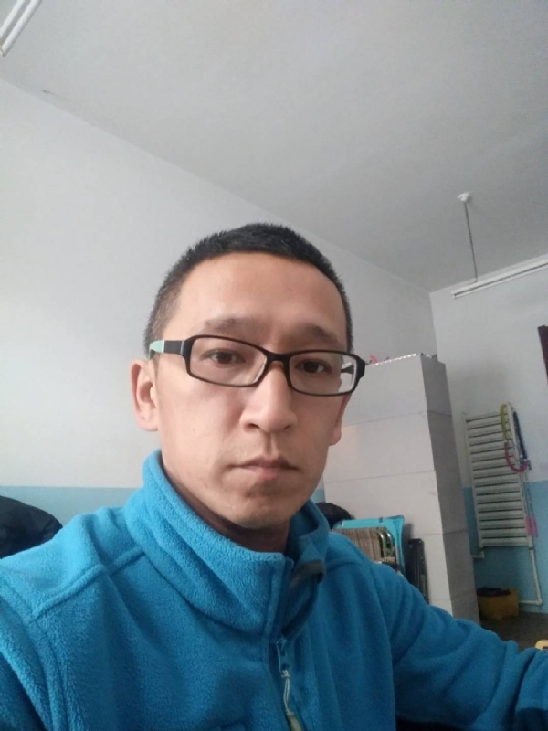 晓峰的第三张照片--杭州相亲服务中心