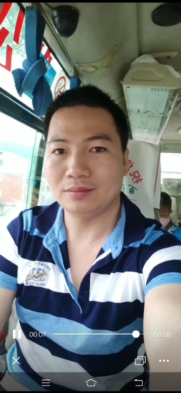 恋人未满的第一张照片--杭州相亲服务中心