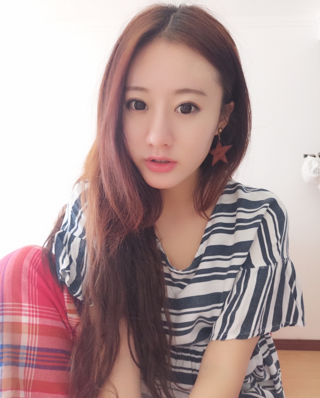 妮妮的第二张照片--杭州相亲服务中心