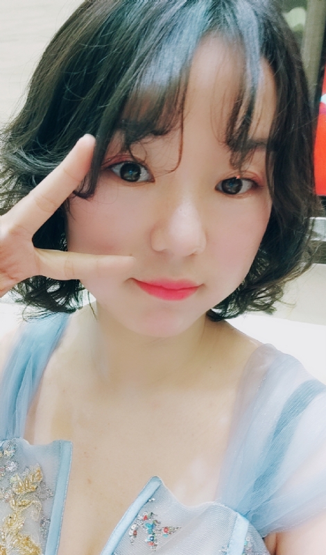 小c猫的第一张照片--杭州相亲服务中心