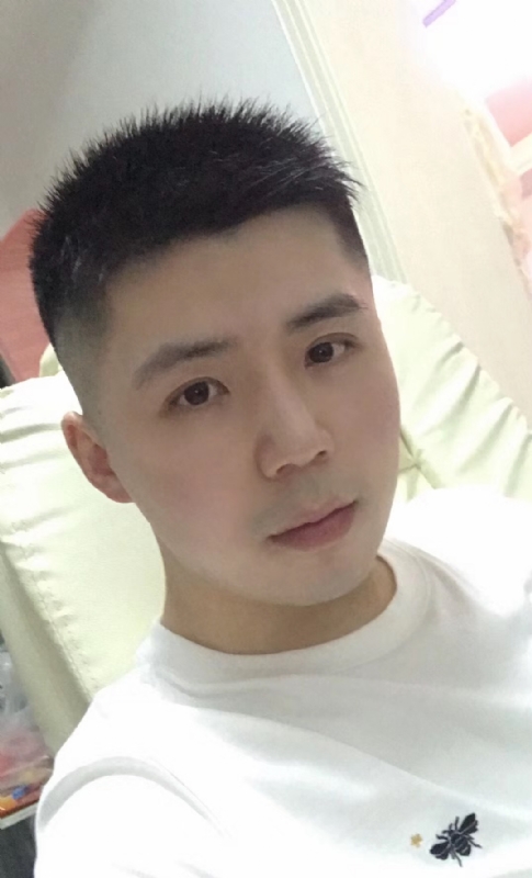 阿信的第一张照片--杭州相亲服务中心