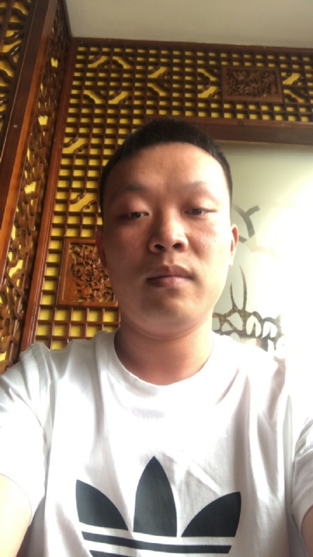 唐子龙的第一张照片--杭州相亲服务中心