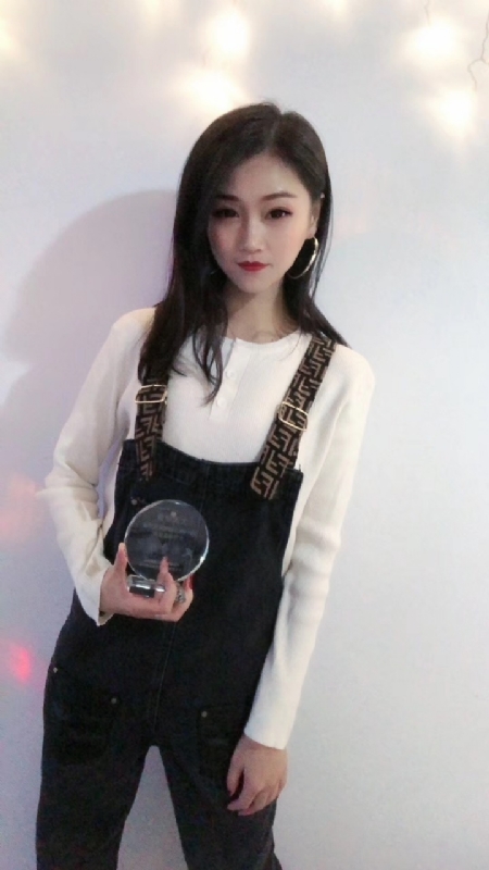 迷人的小璐的第一张照片--杭州相亲服务中心