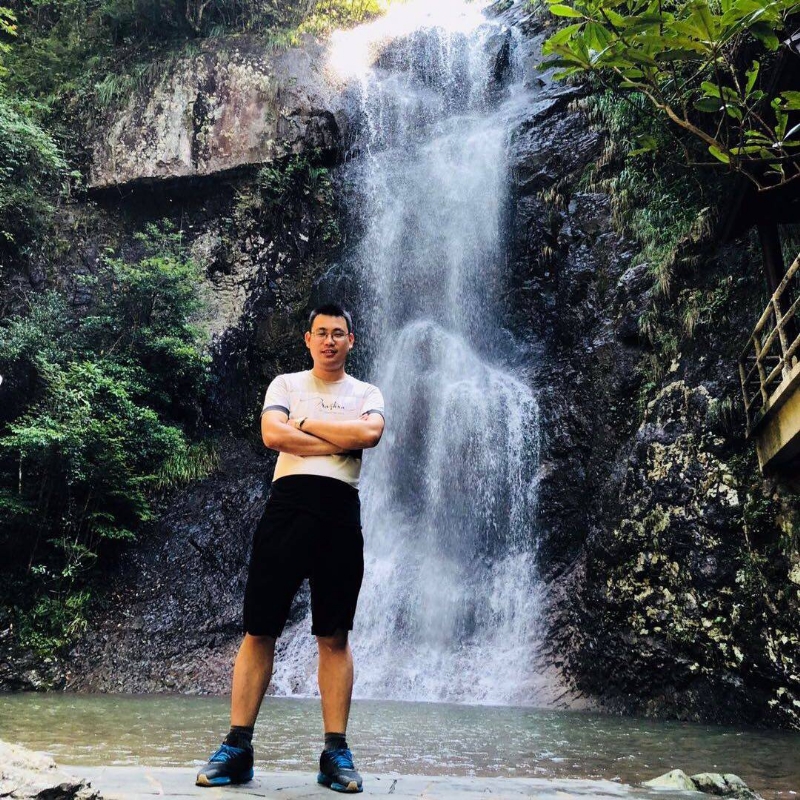 宁静致远的第二张照片--杭州相亲服务中心