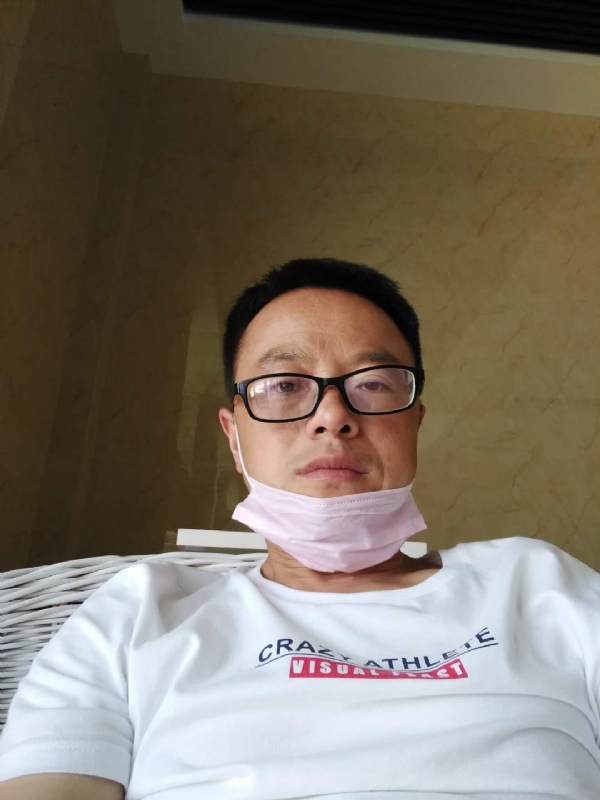 小马奔腾的第一张照片--杭州相亲服务中心