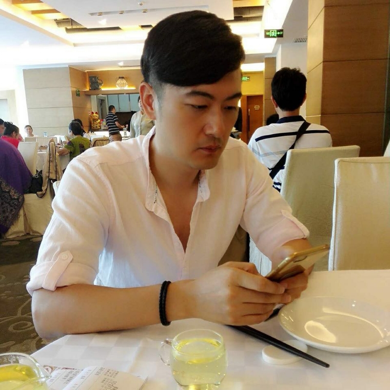 猩猩的第一张照片--杭州相亲服务中心