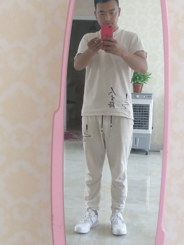 一天一根烟的第一张照片--杭州相亲服务中心