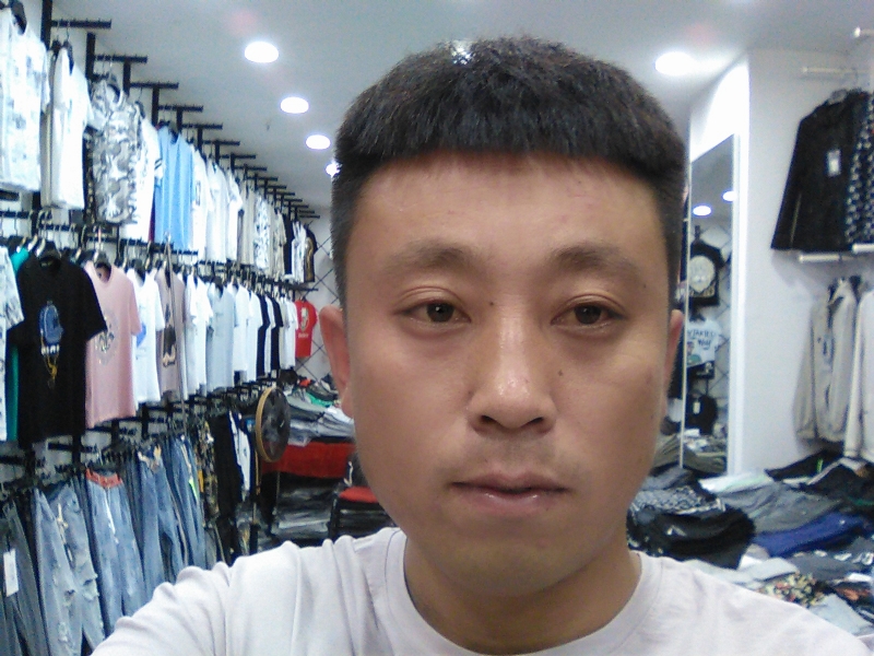 冰冷的心的第二张照片--杭州相亲服务中心