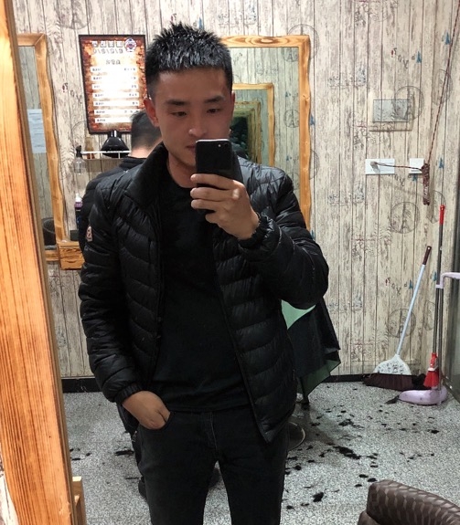 知足常乐的第一张照片--杭州相亲服务中心
