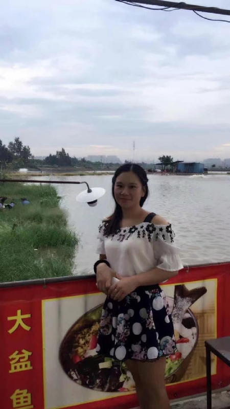 莹莹的第一张照片--杭州相亲服务中心