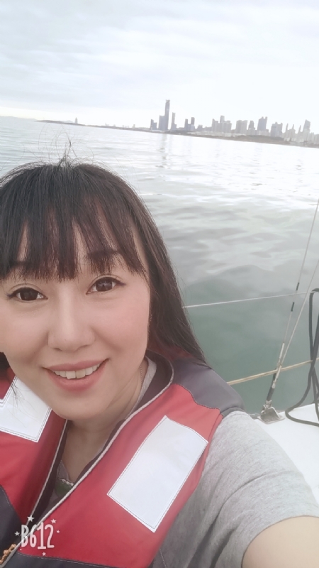 月的第二张照片--杭州相亲服务中心