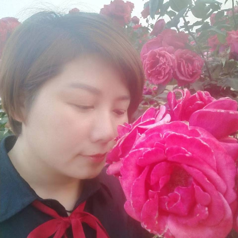 潇潇雨歌的第一张照片--杭州相亲服务中心