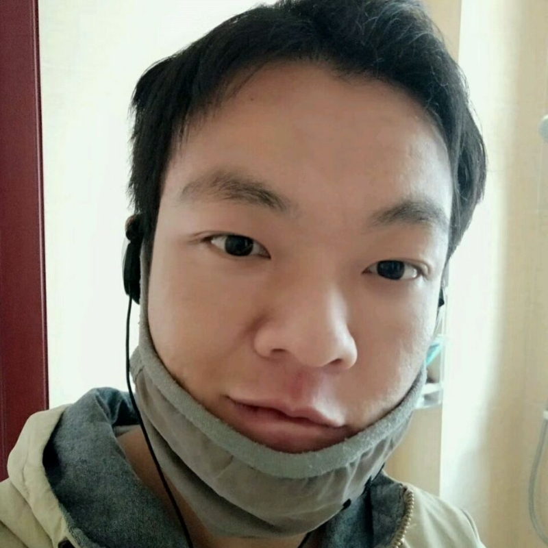 泡沫哭泣的第一张照片--杭州相亲服务中心