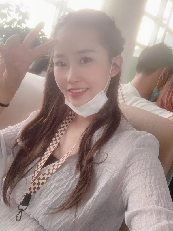 宁乙的第一张照片--杭州相亲服务中心