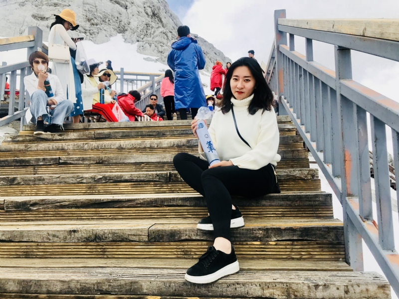 依雪的第四张照片--杭州相亲服务中心