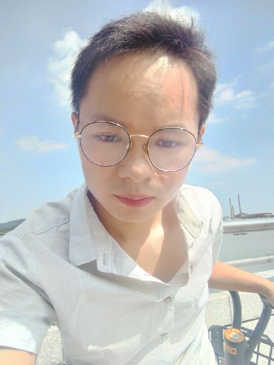 楠呐的第三张照片--杭州相亲服务中心