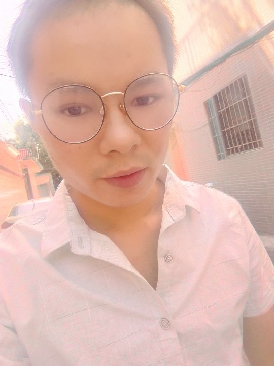 楠呐的第四张照片--杭州相亲服务中心