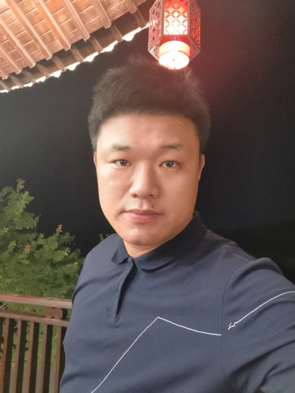 耿直boy的第一张照片--杭州相亲服务中心