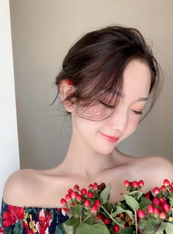小诗vanessa的第二张照片--杭州相亲服务中心